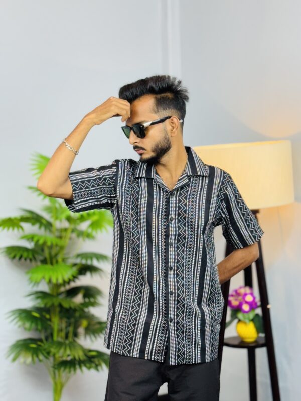 Half print shirt for men